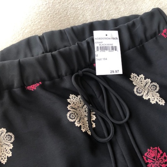 Nordstrom Rack Patterned Pant - Picture 2 of 2